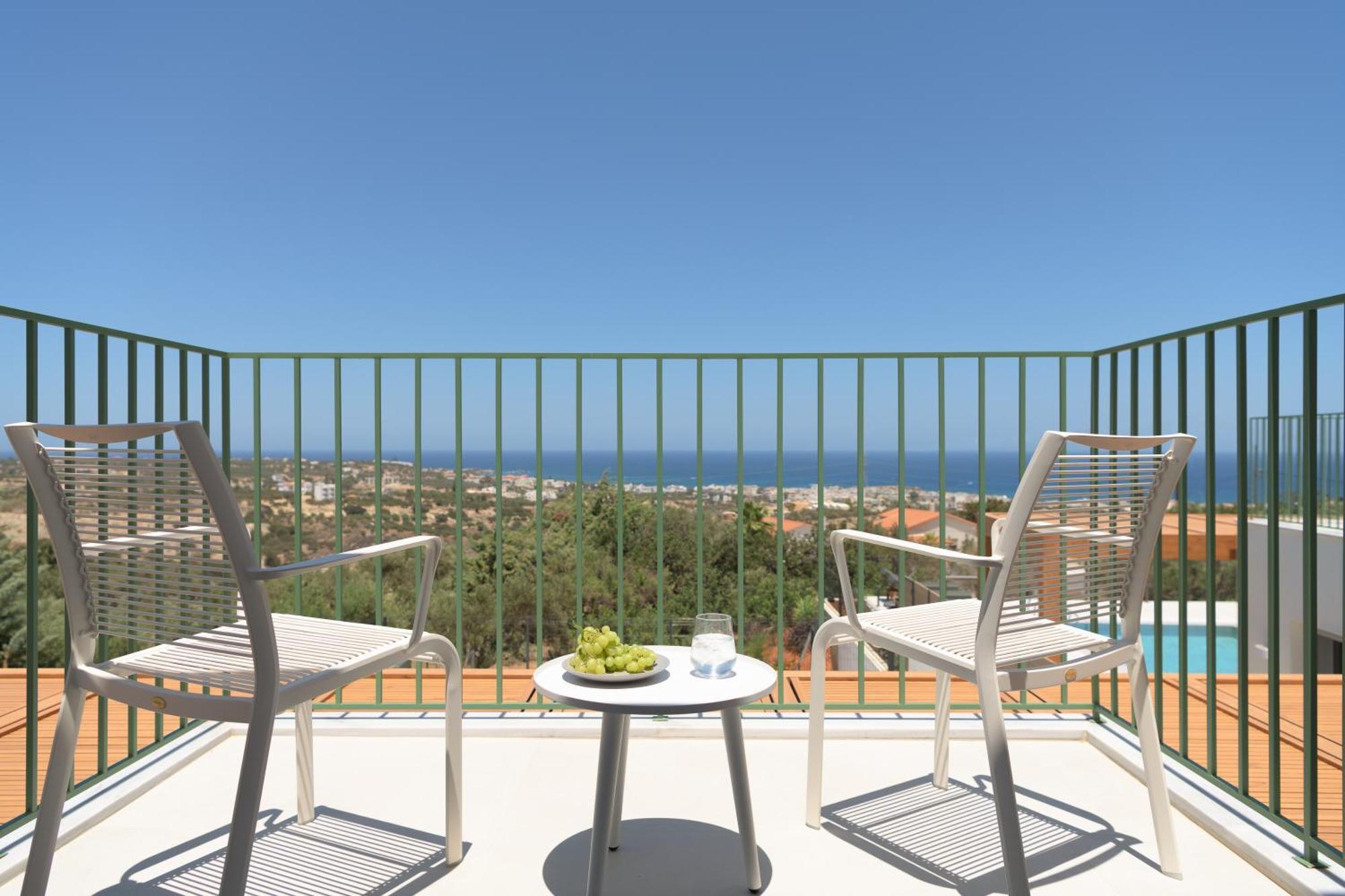 Olvios Villas, With 35m2 Pool & Seaviews, By Thinkvilla *