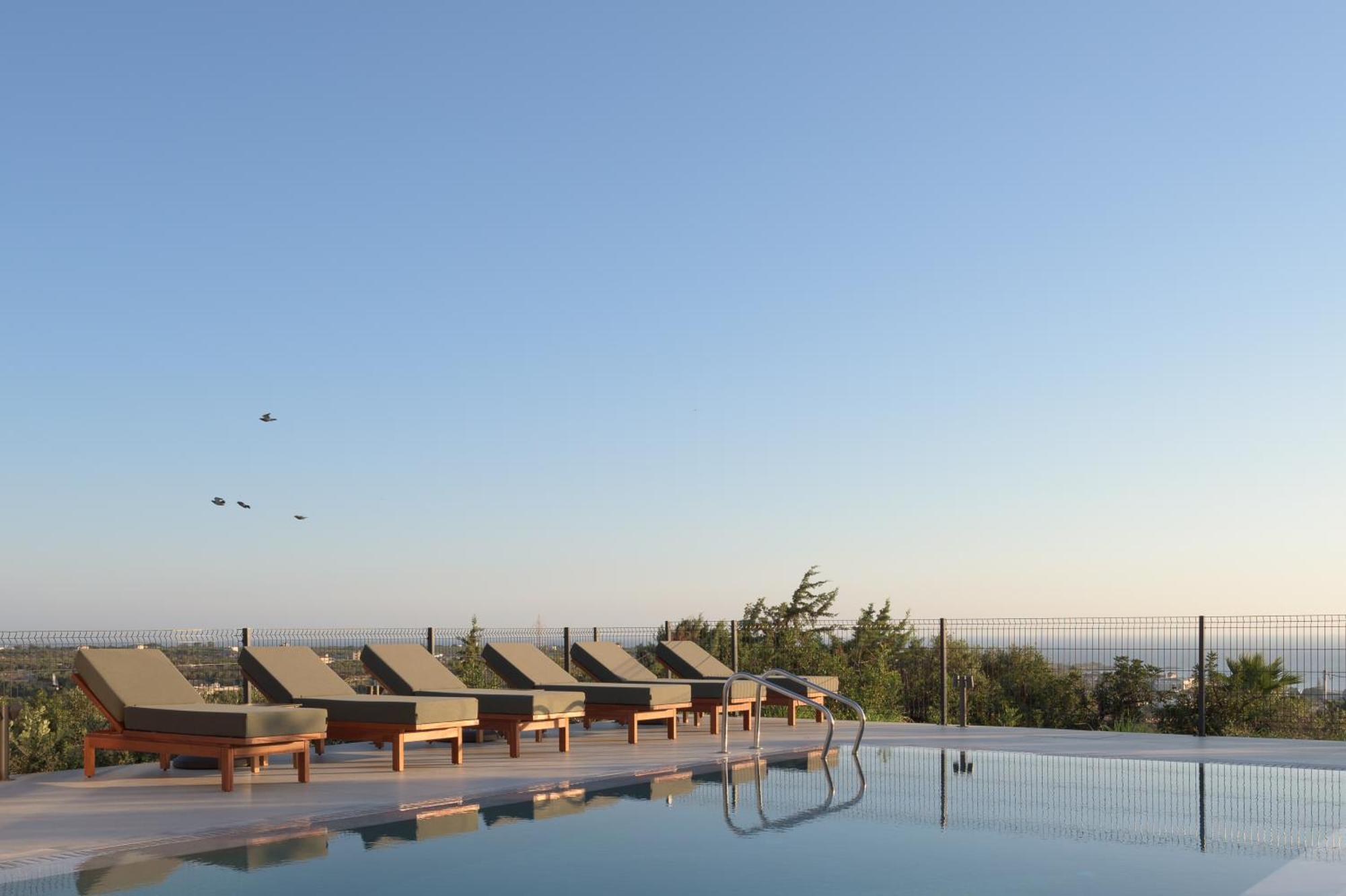 Olvios Villas, With 35m2 Pool & Seaviews, By Thinkvilla Villa *