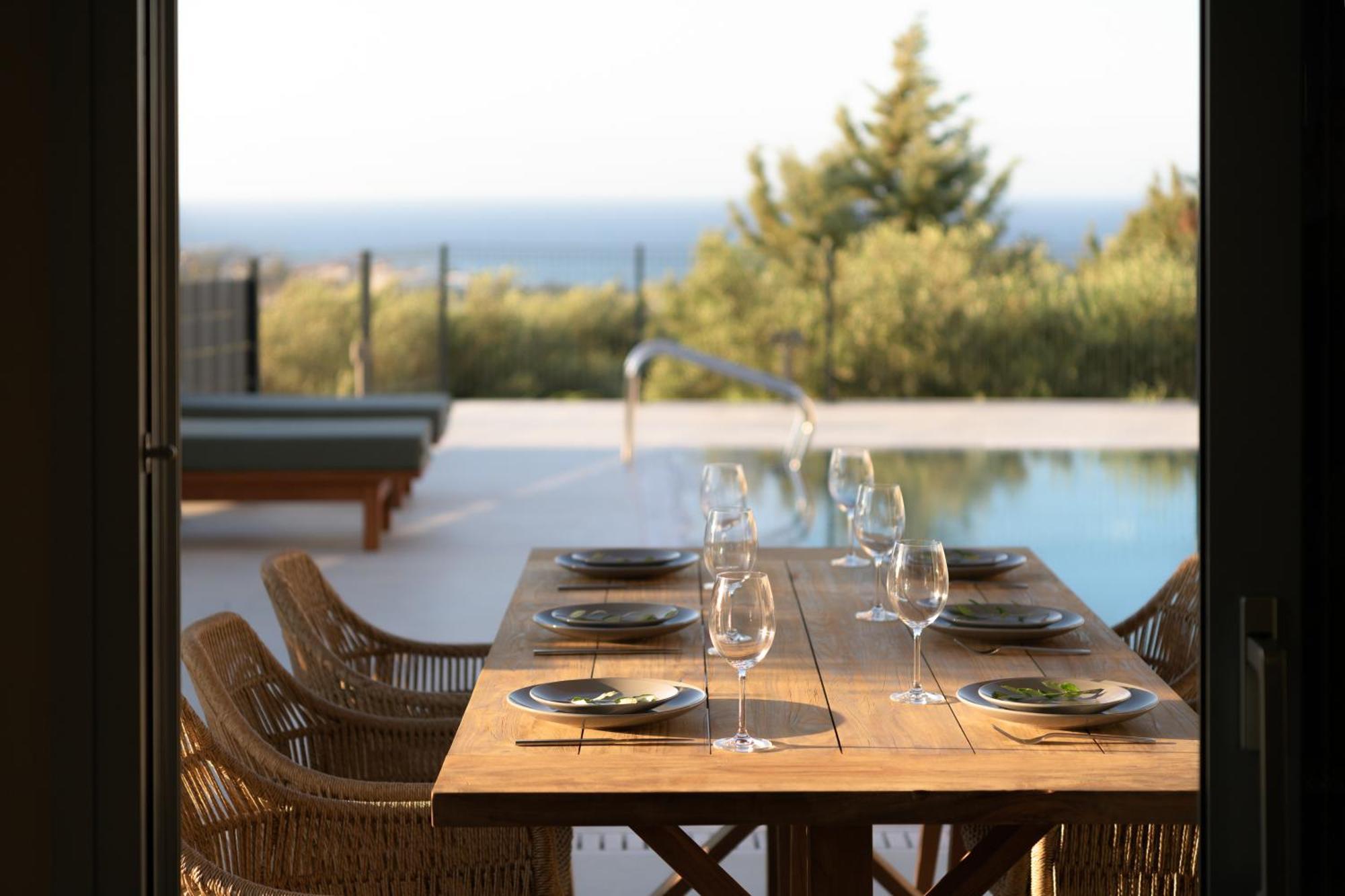 Villa Olvios Villas, With 35m2 Pool & Seaviews, By Thinkvilla Heraklion (Crete)