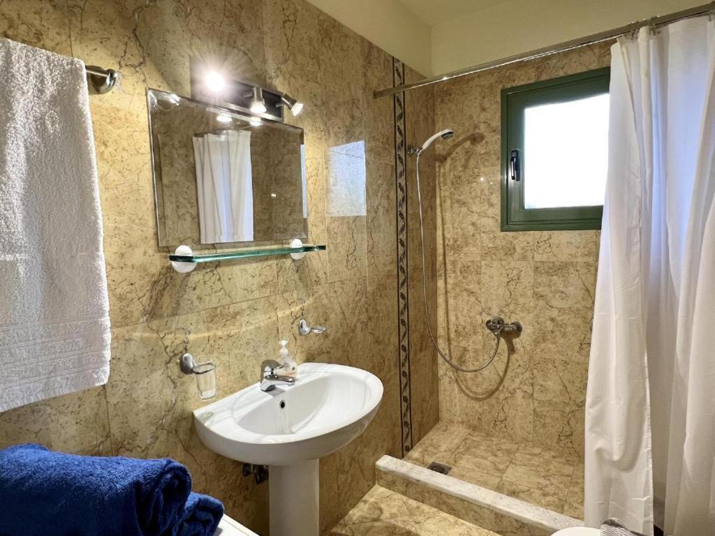 Poseidonia Villa *