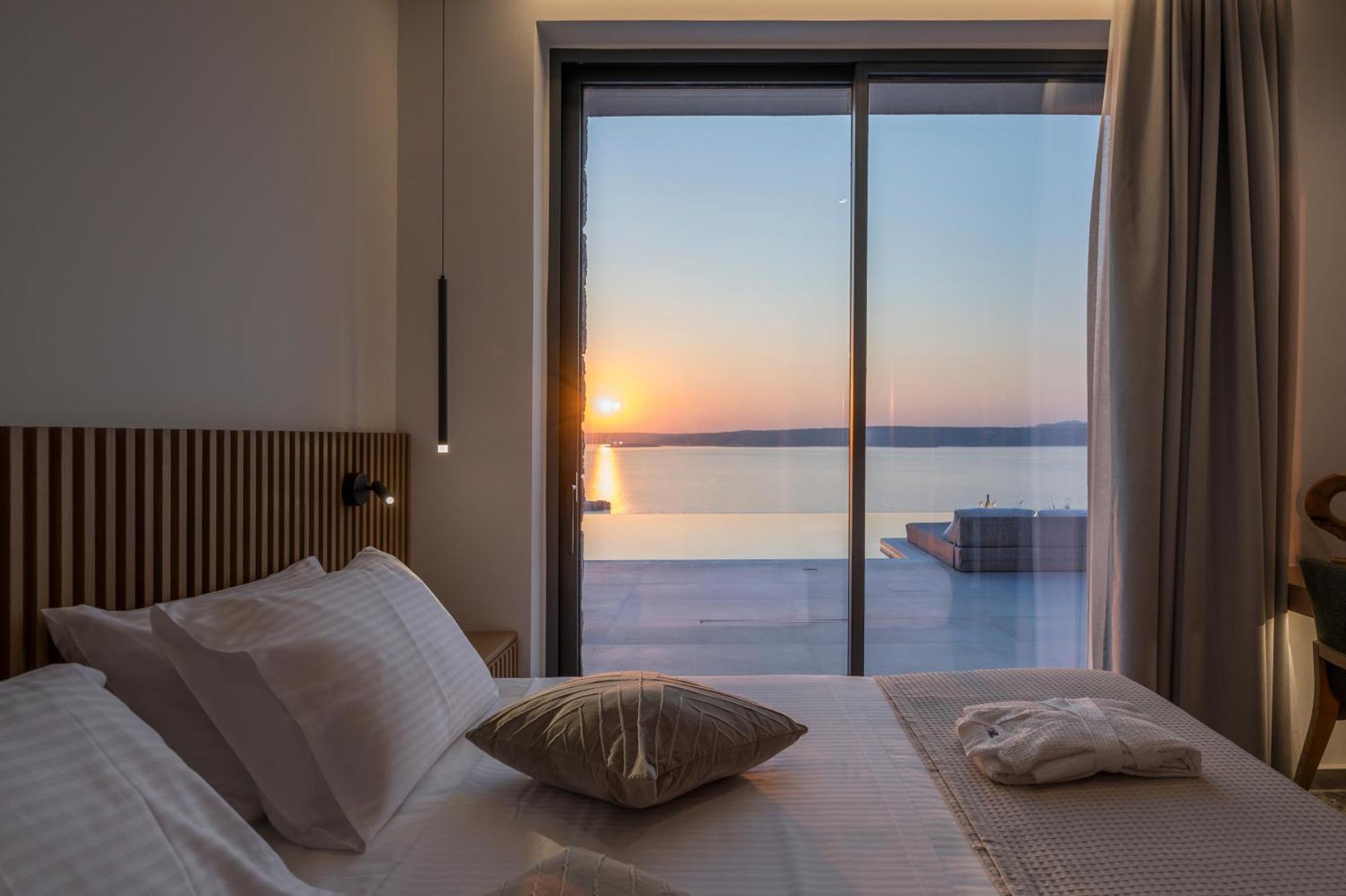 Astelia Holiday home *