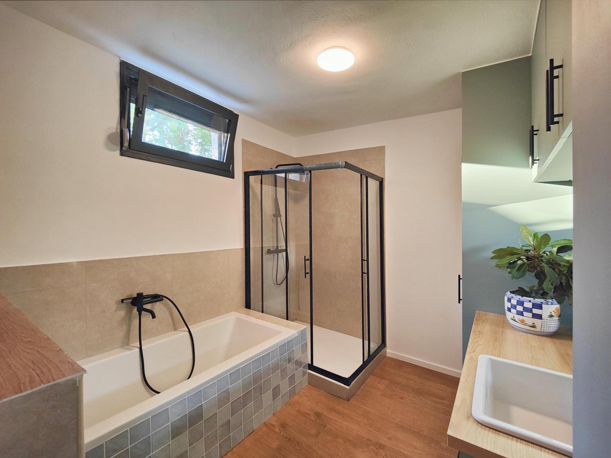 Paradiso New Luxury Flat *