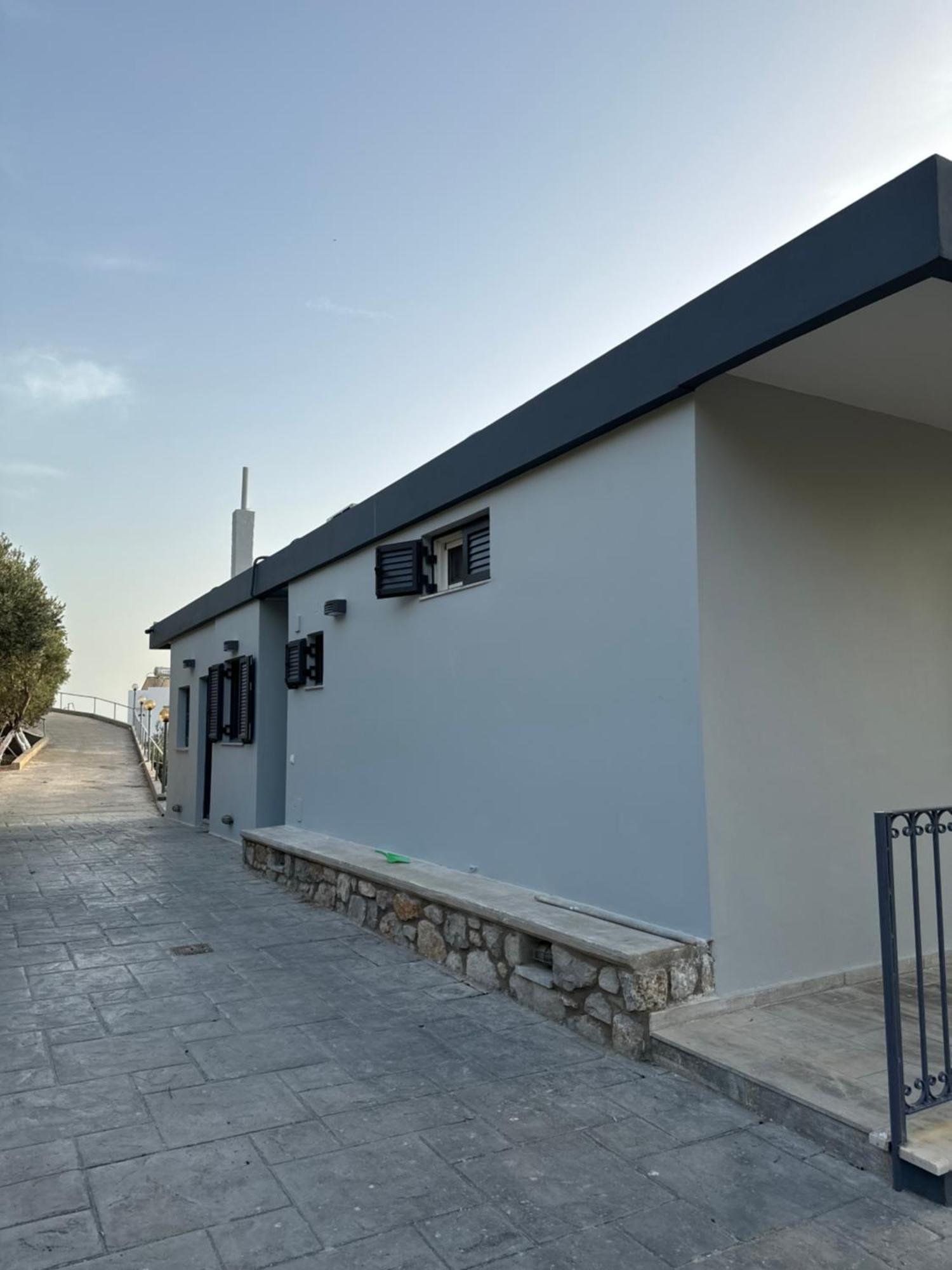 Bed & Breakfast Kaloniki & *