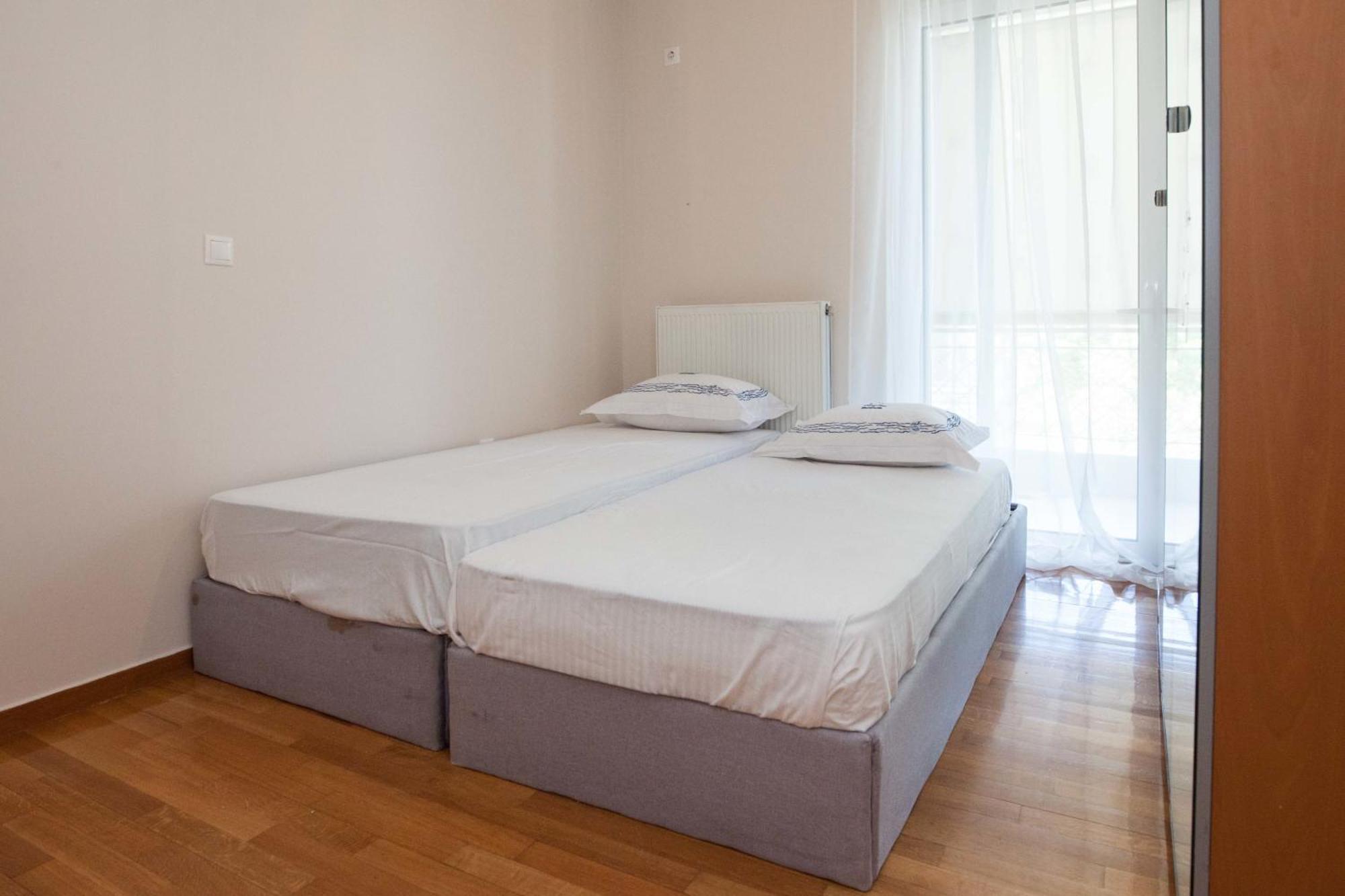Luxe 3 Bd Penthouse 5 Min From Drosia Square Apartment