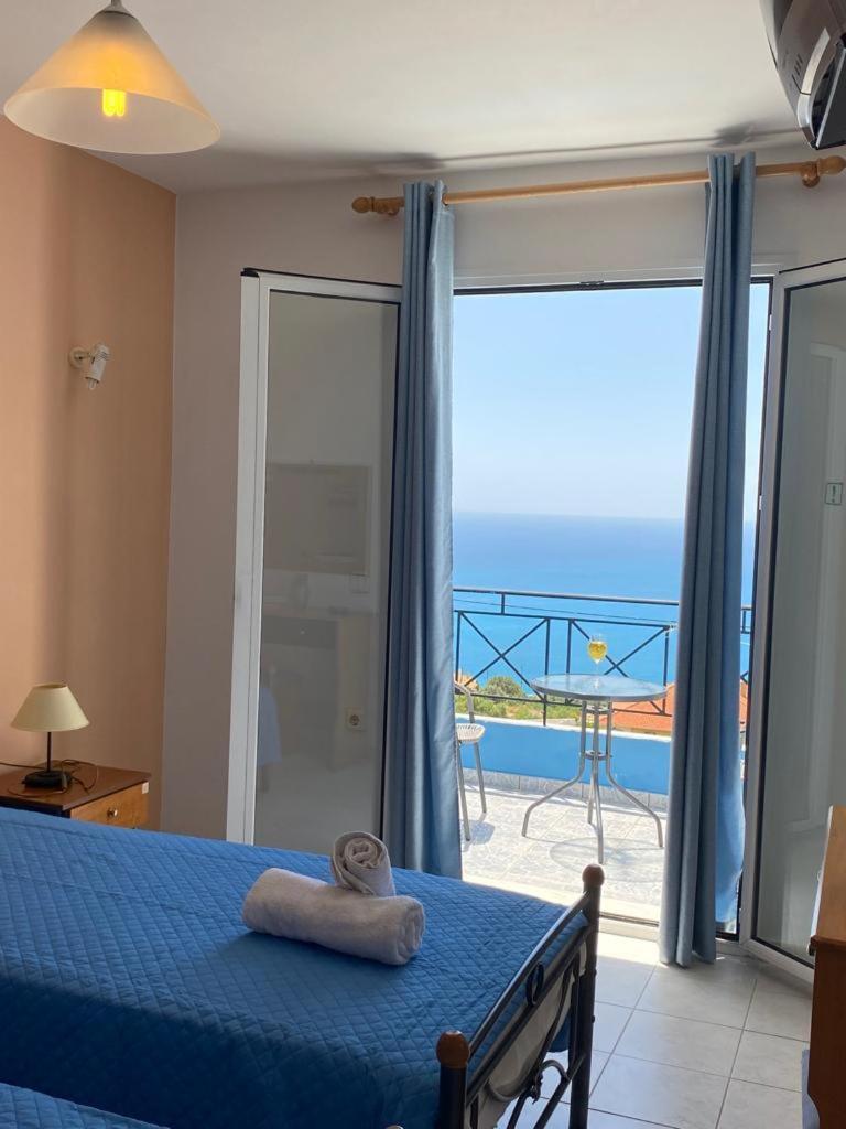Casa De Blue Lourdata (Kefalonia)