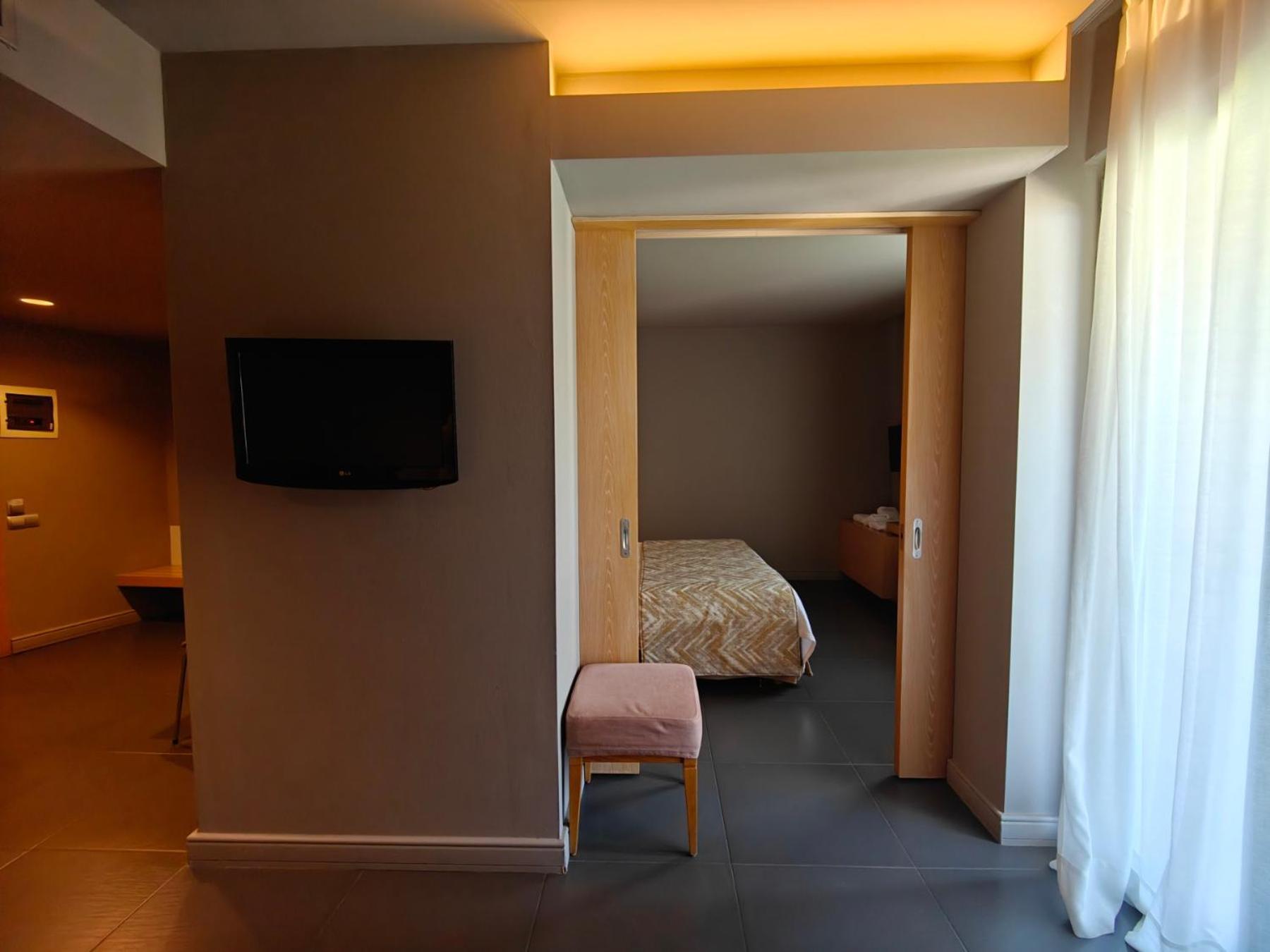 Elysion Hotel