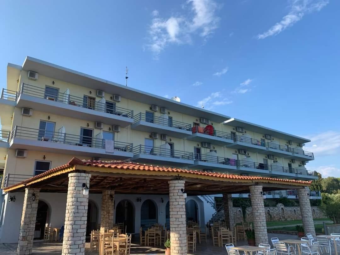 De La Hotel 2*