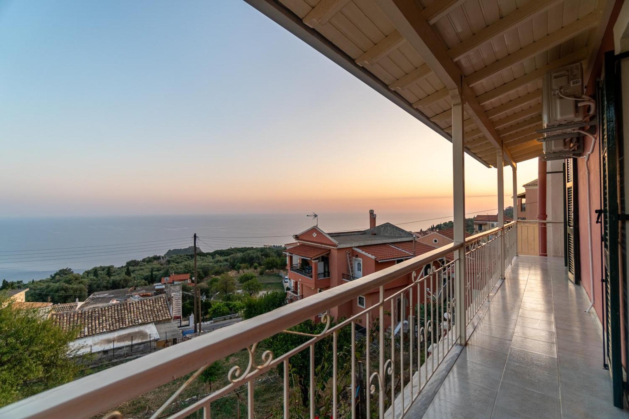 Traditional Panoramic Sea View * Lakones