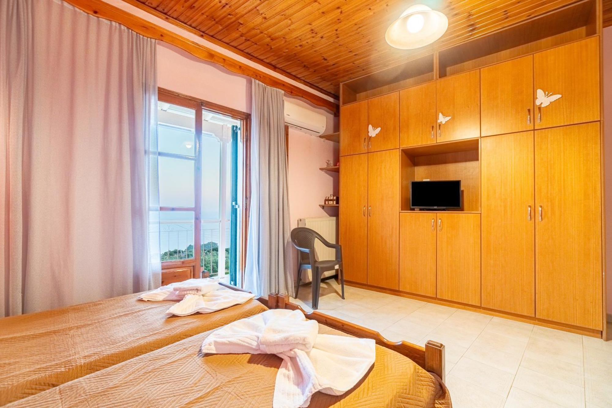 Traditional Panoramic Sea View Holiday home Lakones