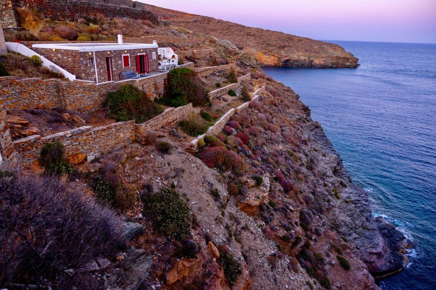 Thea * Kythnos
