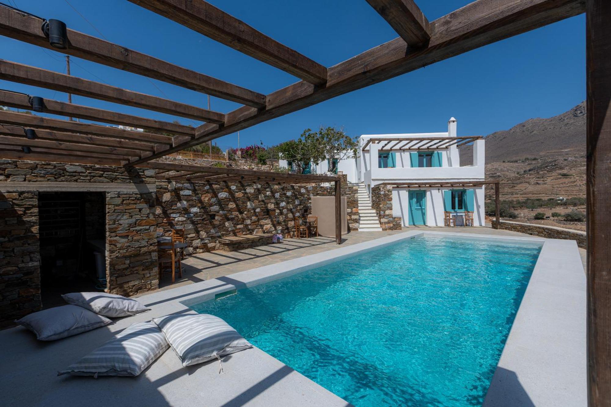 Maroniti Panormos (Tinos)