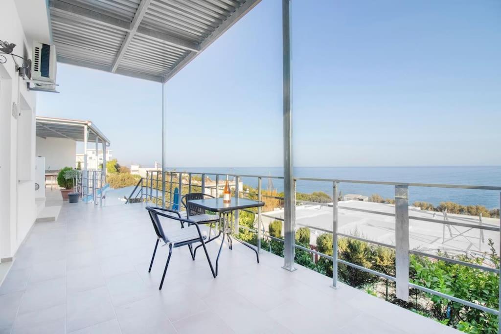 Apartment Seaview Loft In South Crete Achlia