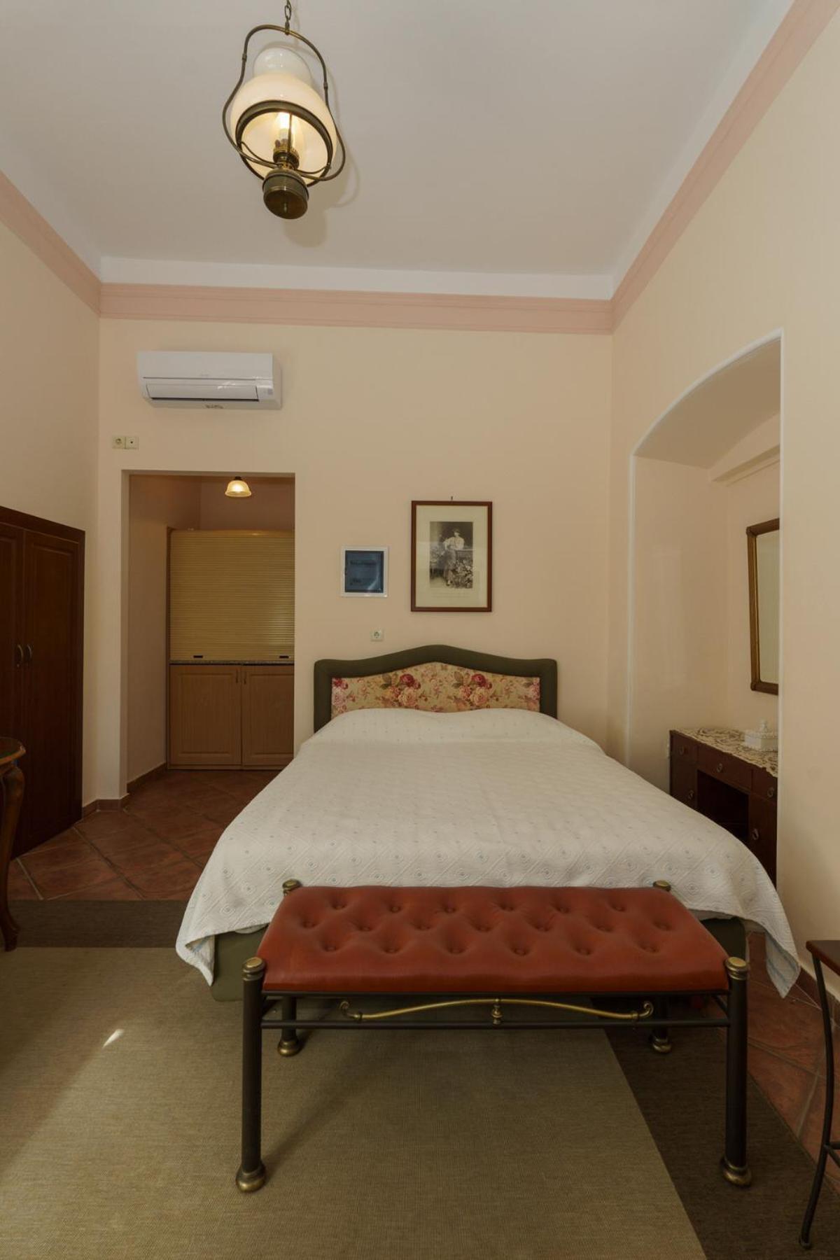 Guest house Phaedra Hydra (Saronic Islands)