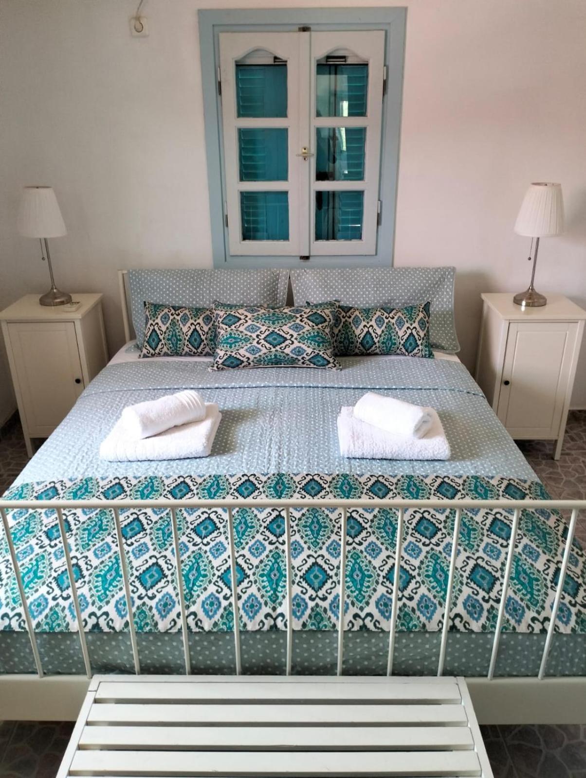 Lemon Tree Holiday home Finikounta