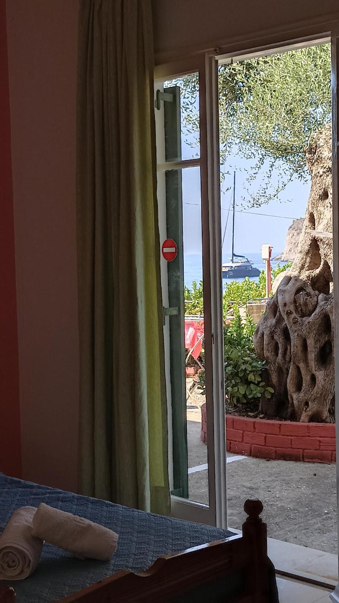Dimitris Apartment