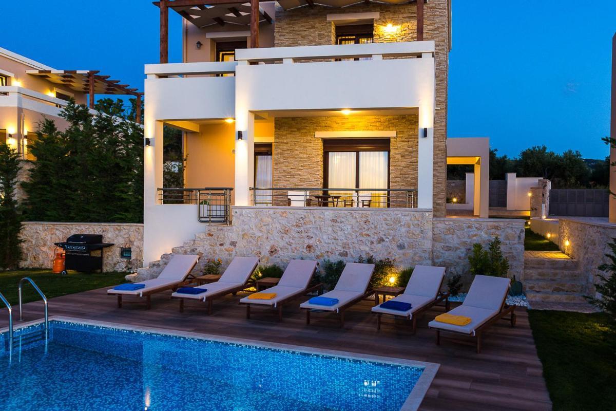 Roupes Ii, Family Villa, Fantastic Views, Private Pool Roupai