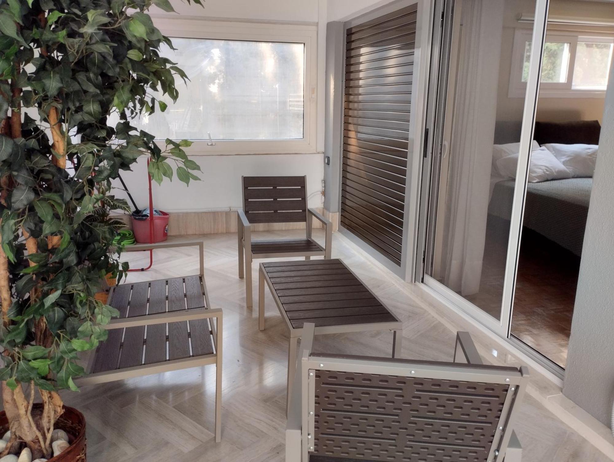 Lux At Riviera * Athens