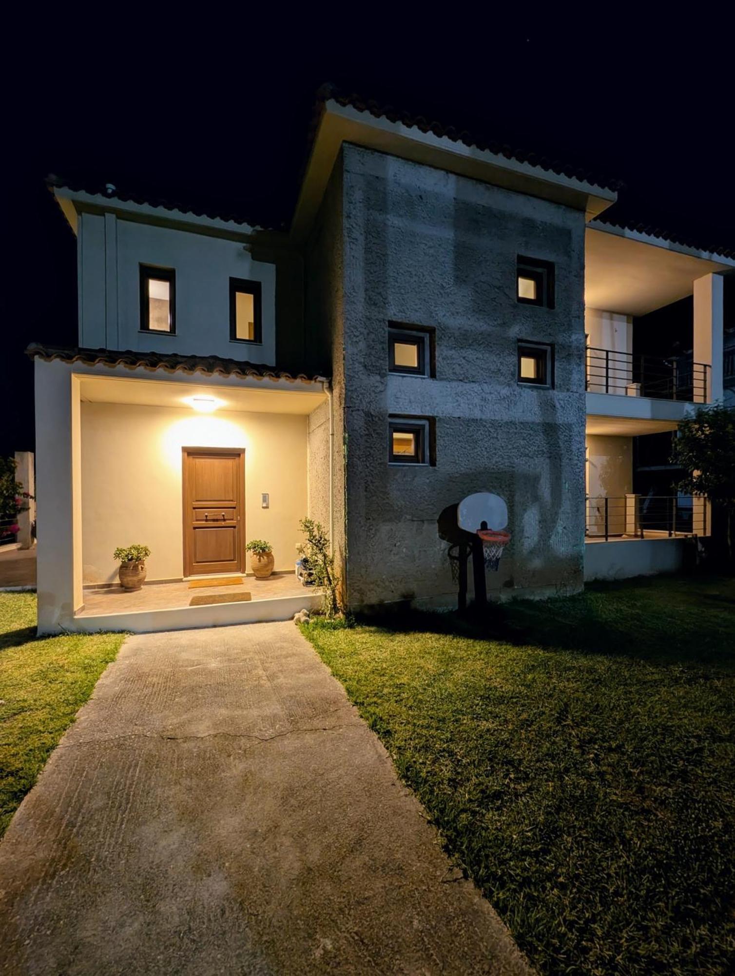 Luxury In Nature - Village Akrata
