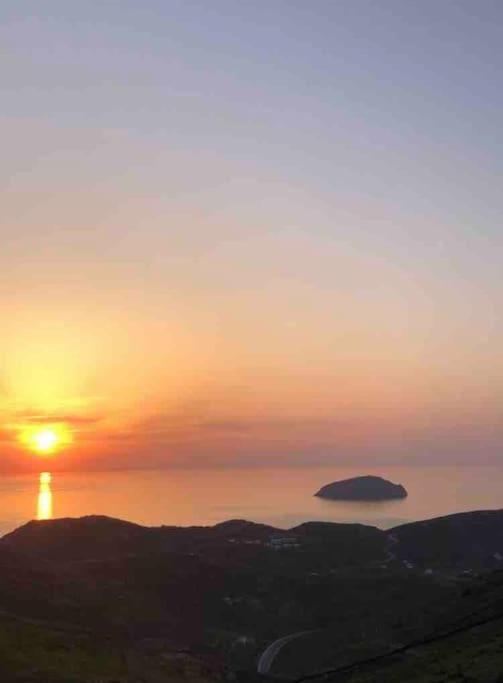 Tavlado Cycladic House *