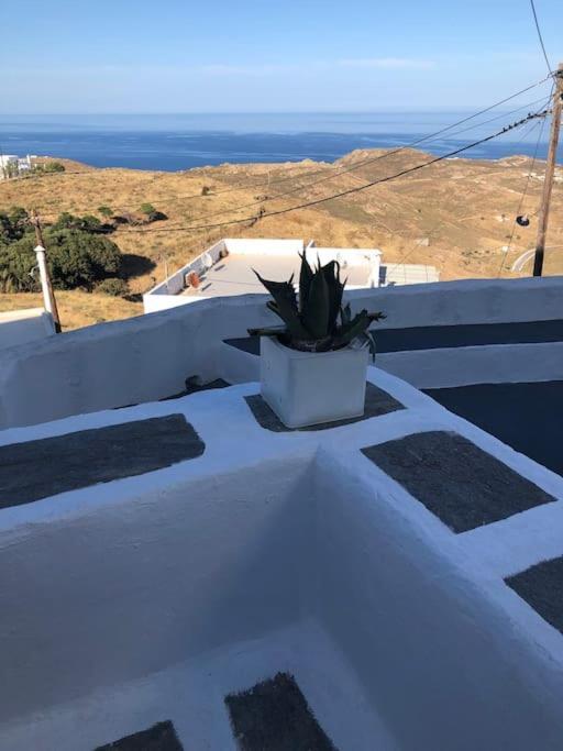 Tavlado Cycladic House