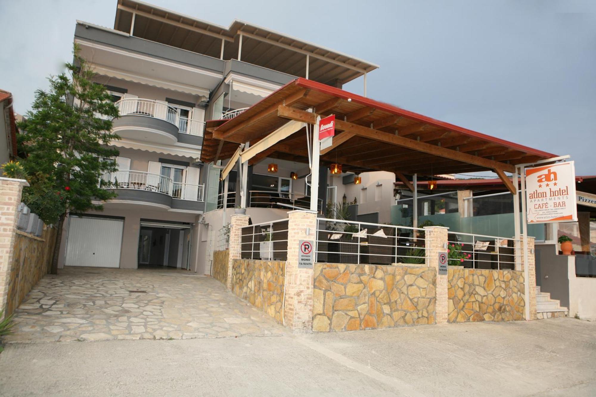 Atlon Aparthotel Paralia Vrachou