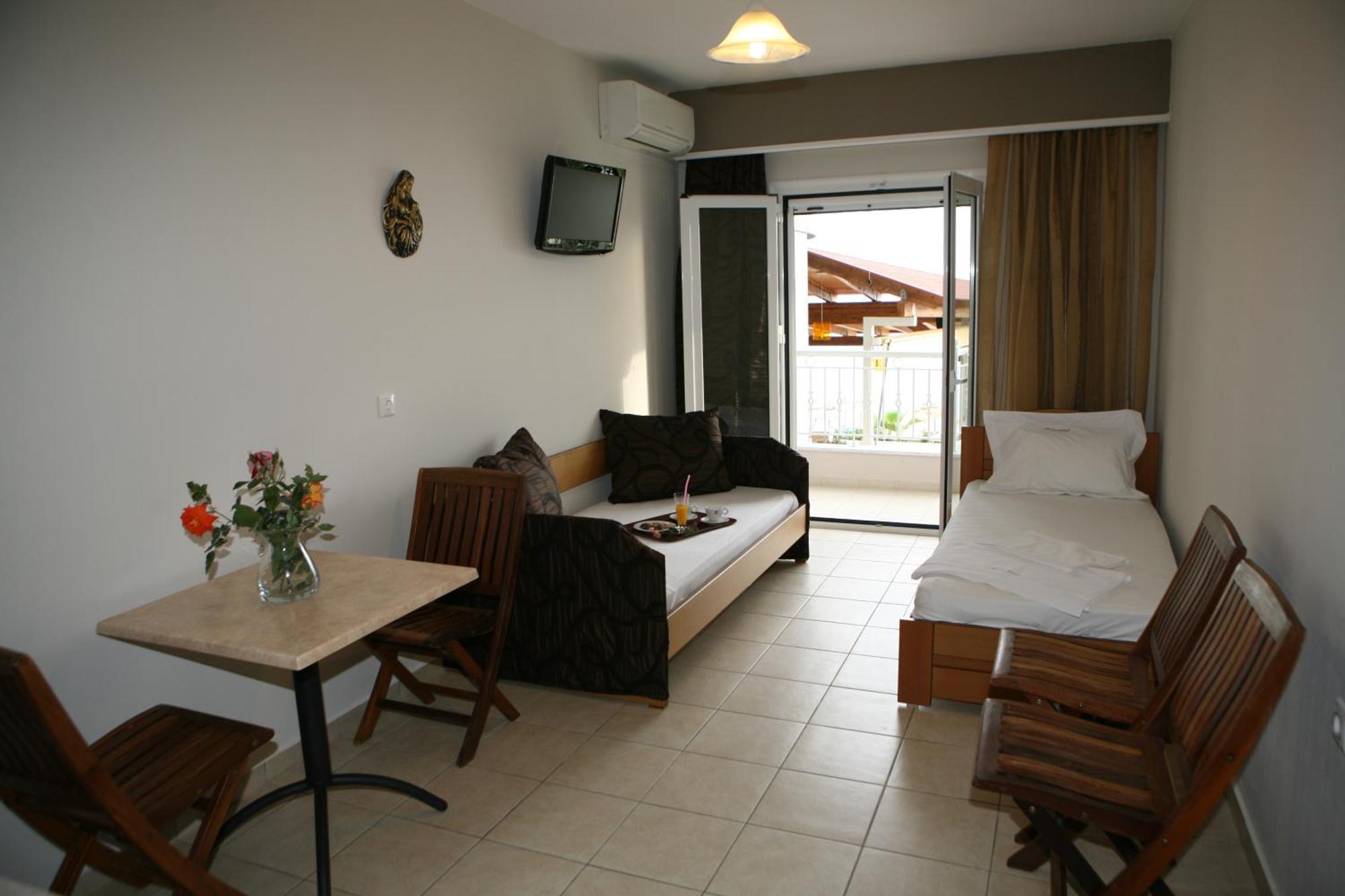 Atlon 2* Paralia Vrachou