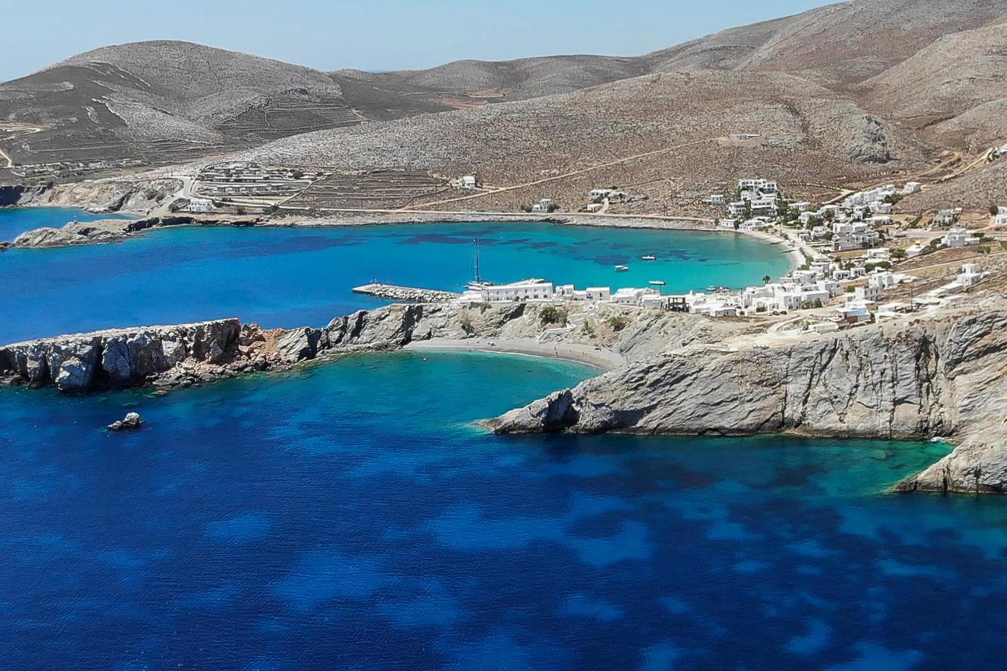 Villa Onar & Karavostasis (Folegandros)