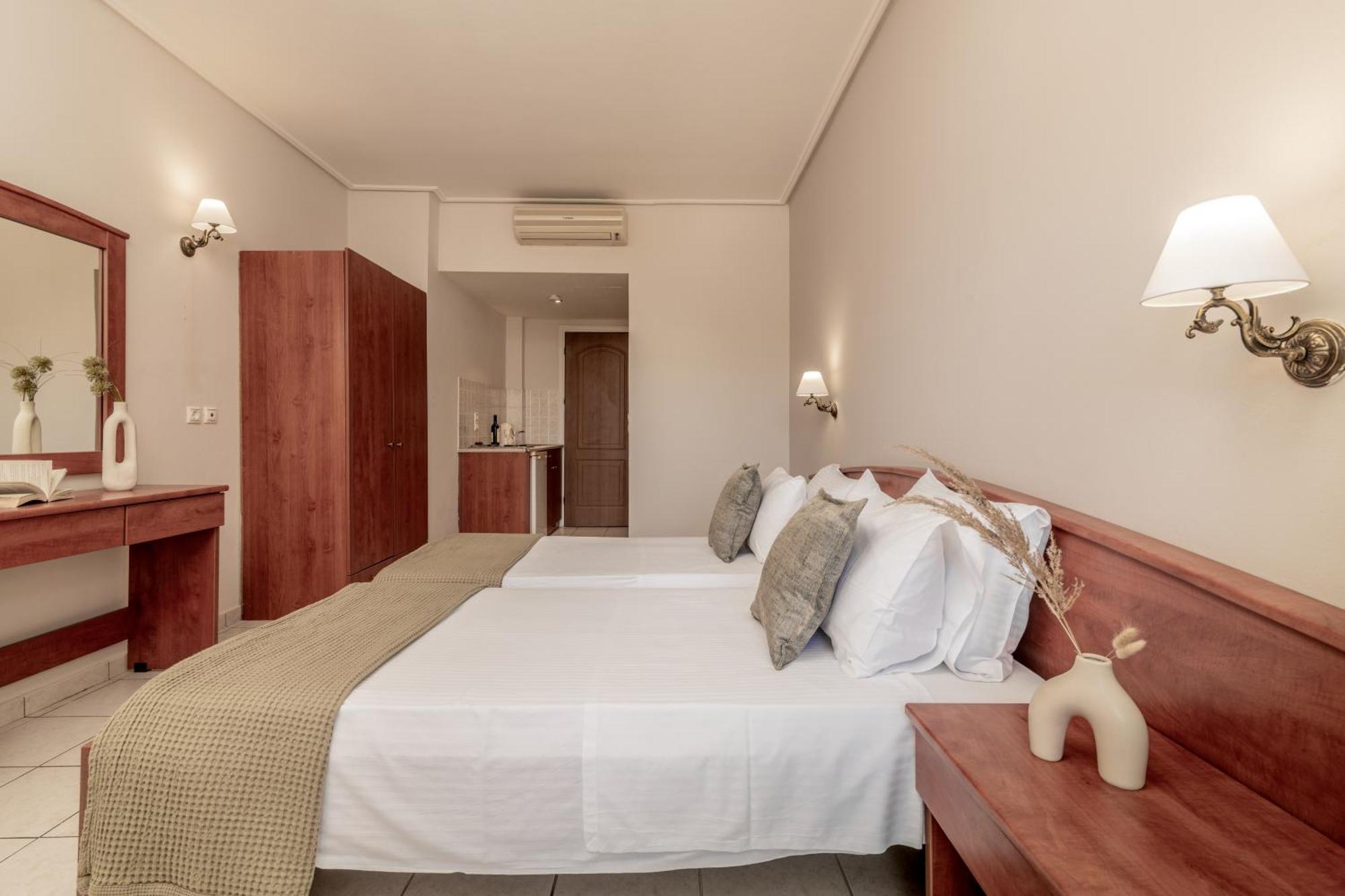 Daisy Hotel