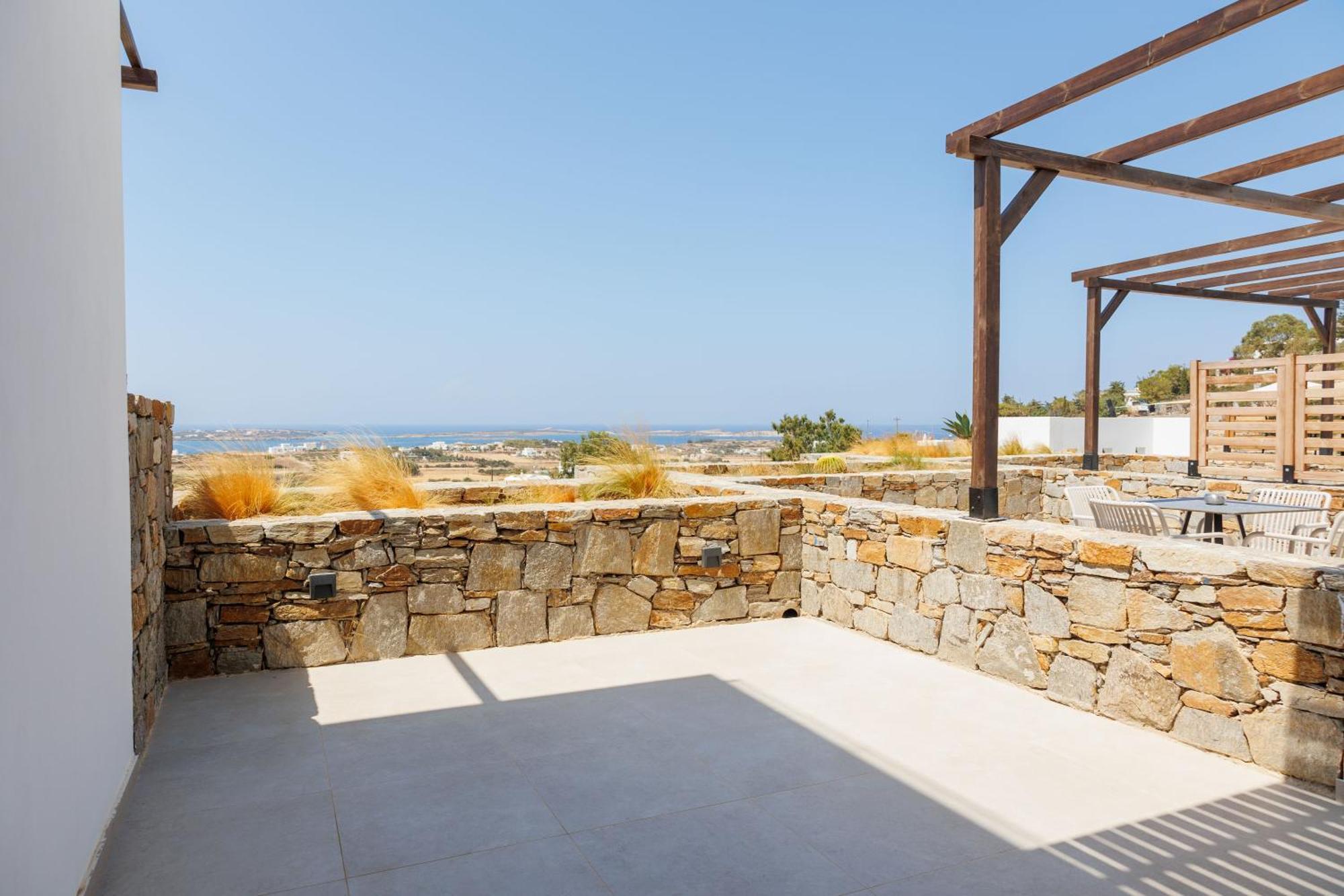 Kouros Blanc & Hotel 5*