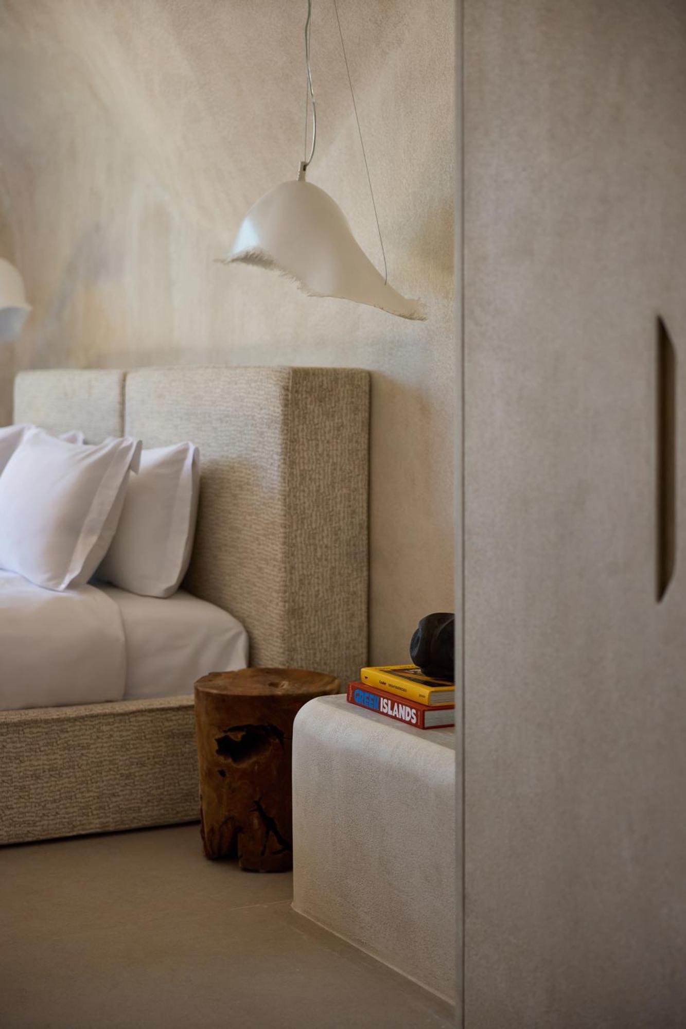 One Of One 5* Imerovigli (Santorini)