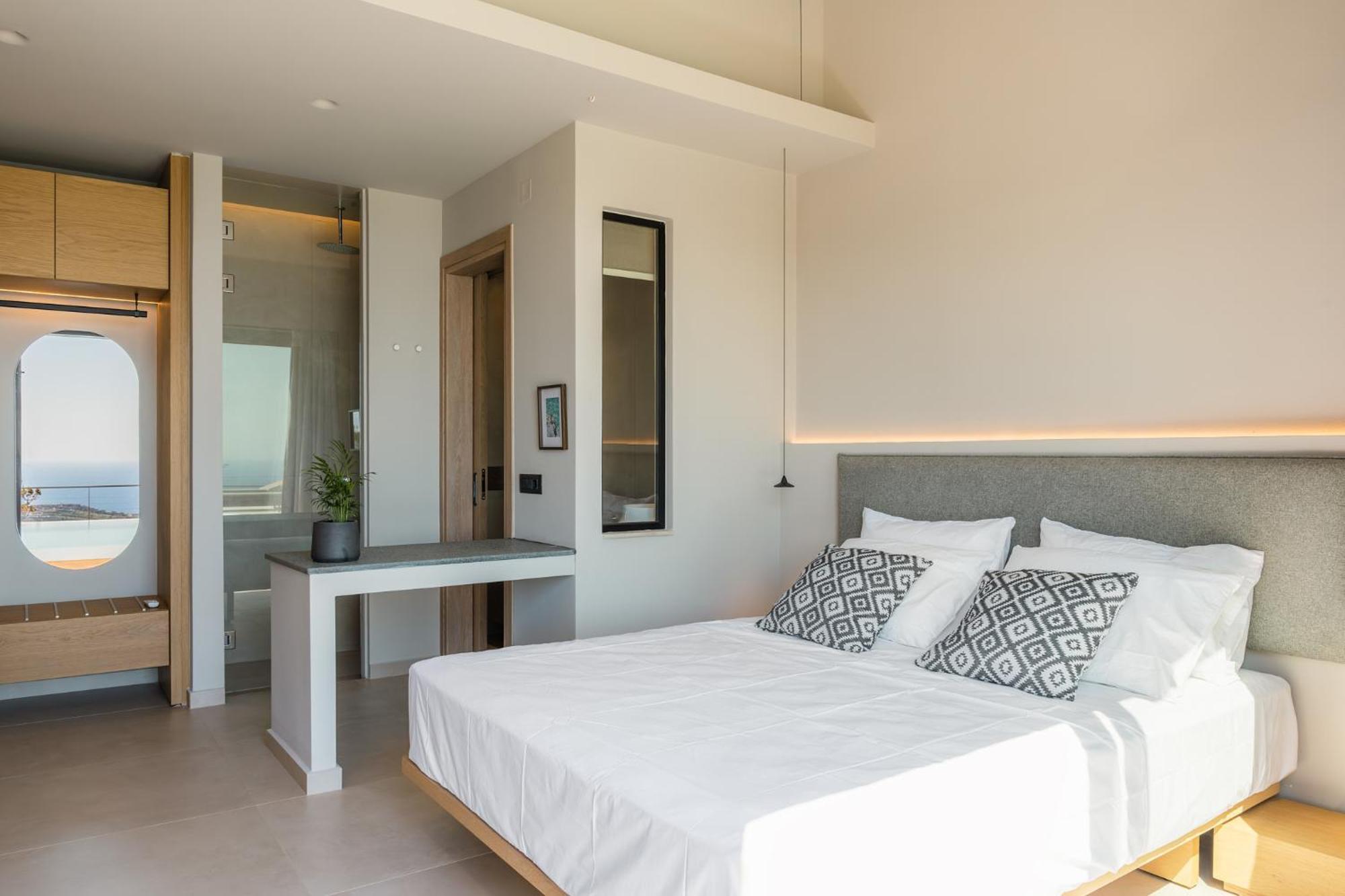 Amberoza Villa