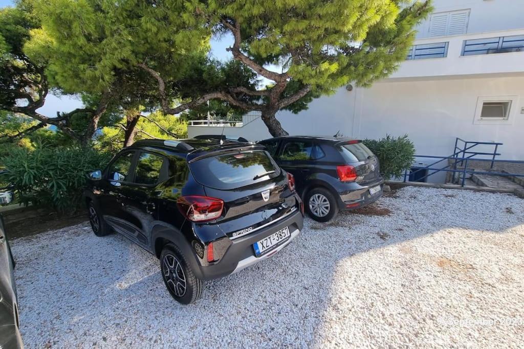 Poseidons Retreat With El Car And Airporttrans Apartment *
