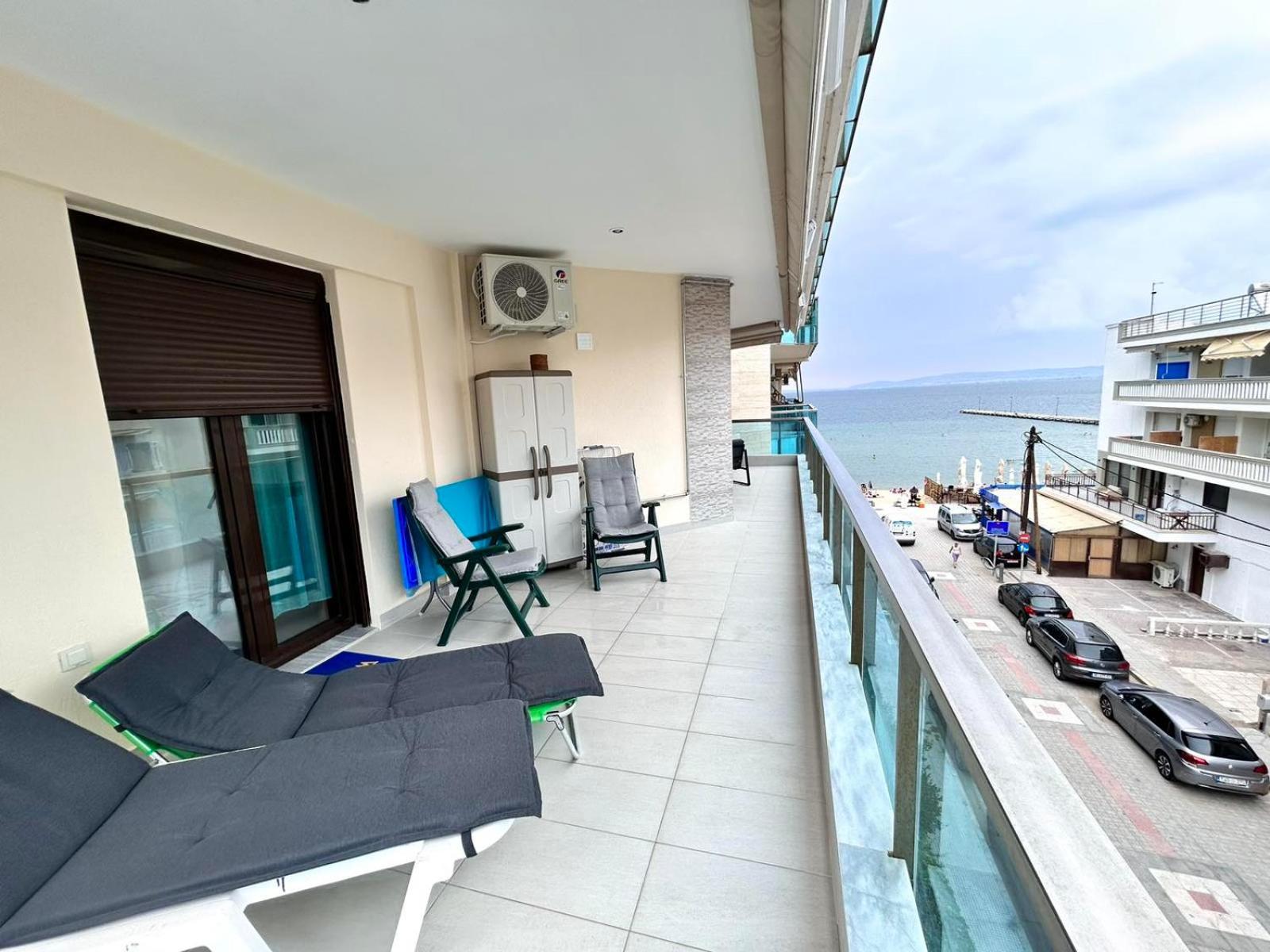 Riviera Apartment