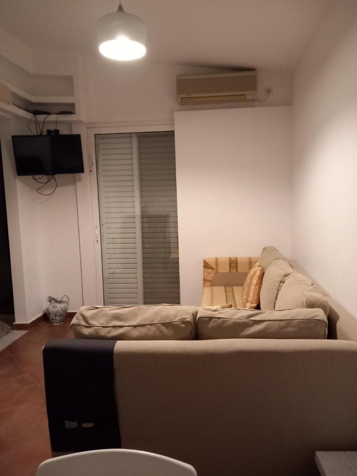 Apartment Artistic Romance, Penthouse On 5th Floor *