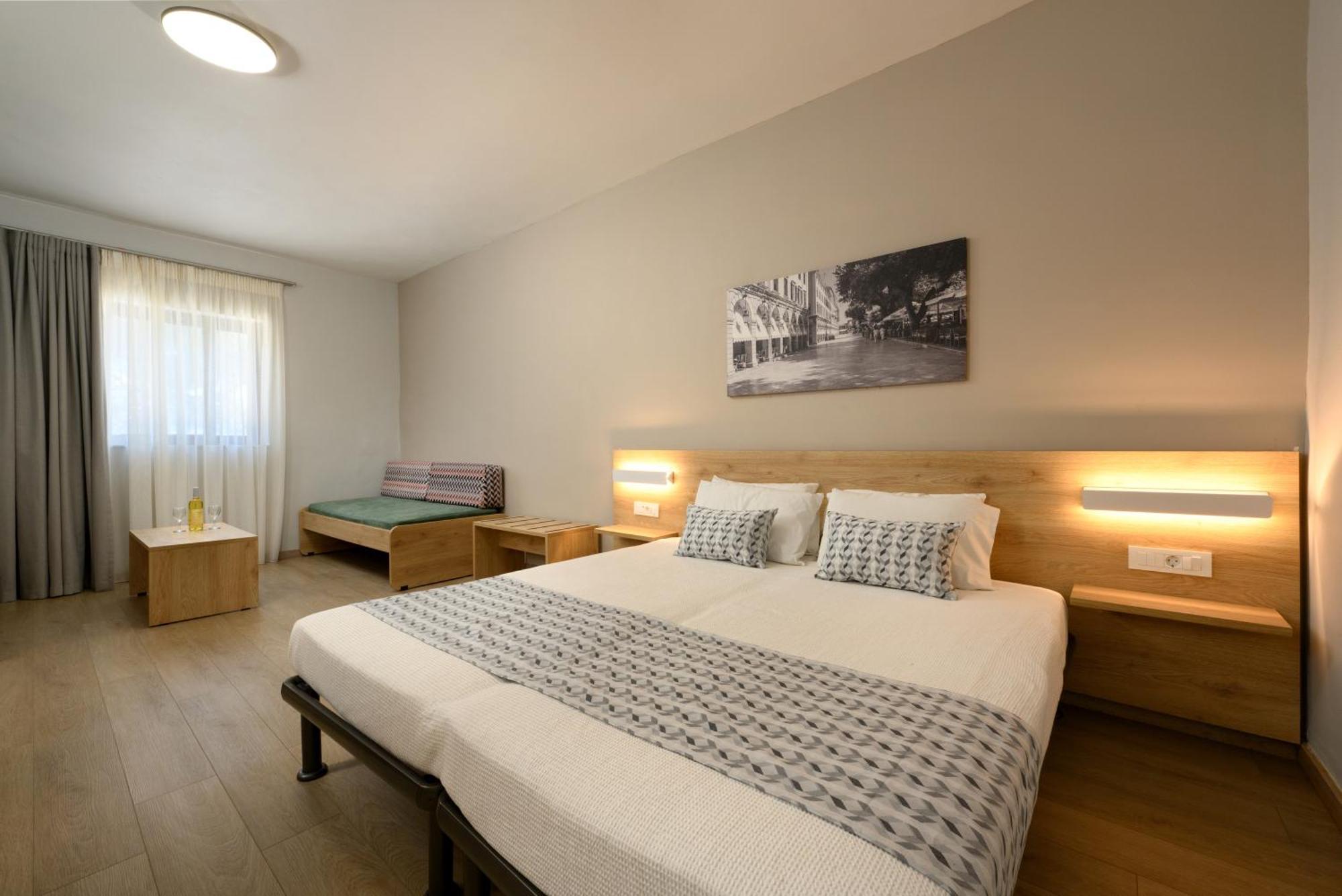 Hotel Sunshine Corfu And 4*