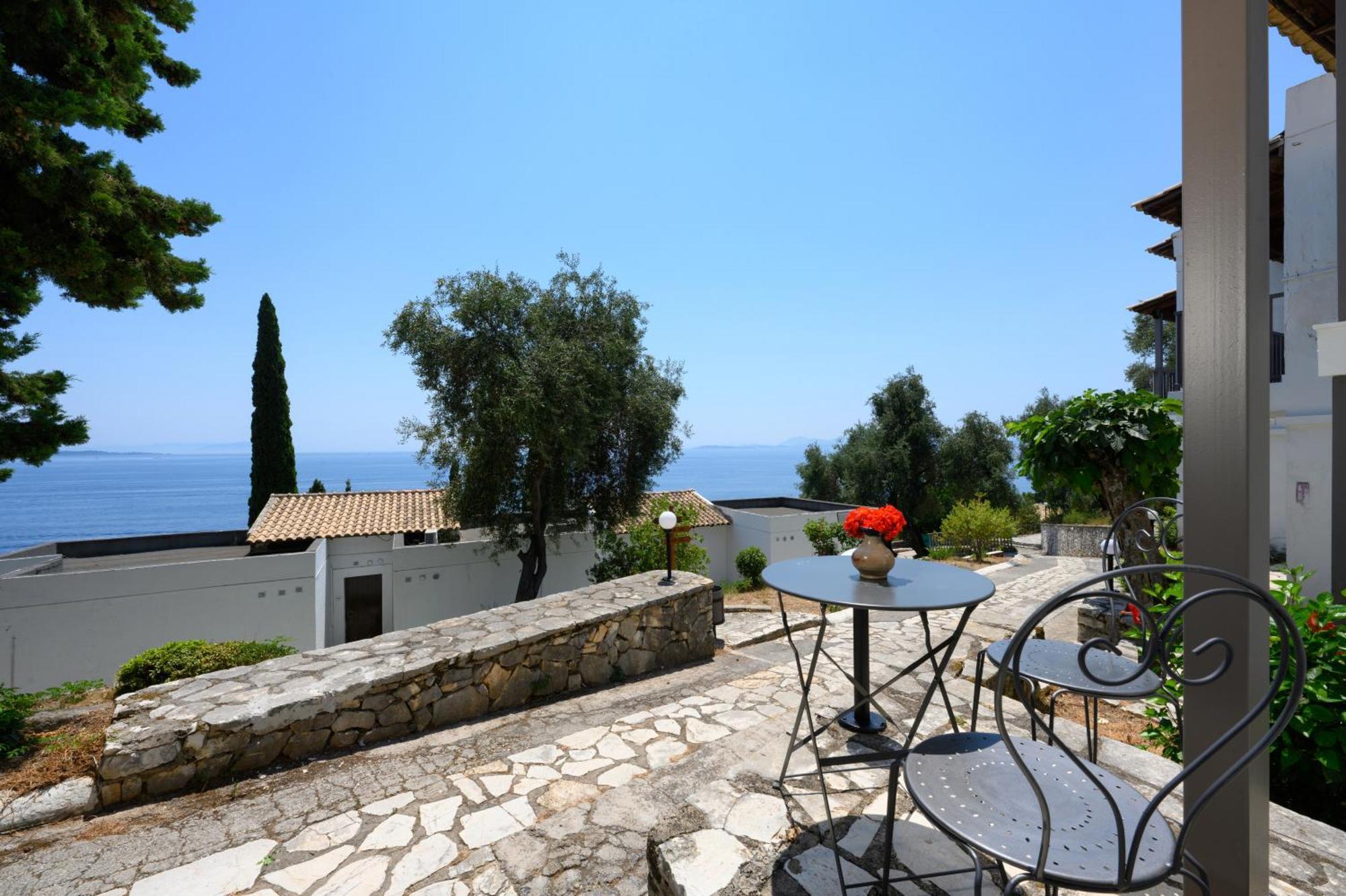 Sunshine Corfu And 4* Nisaki (Corfu)