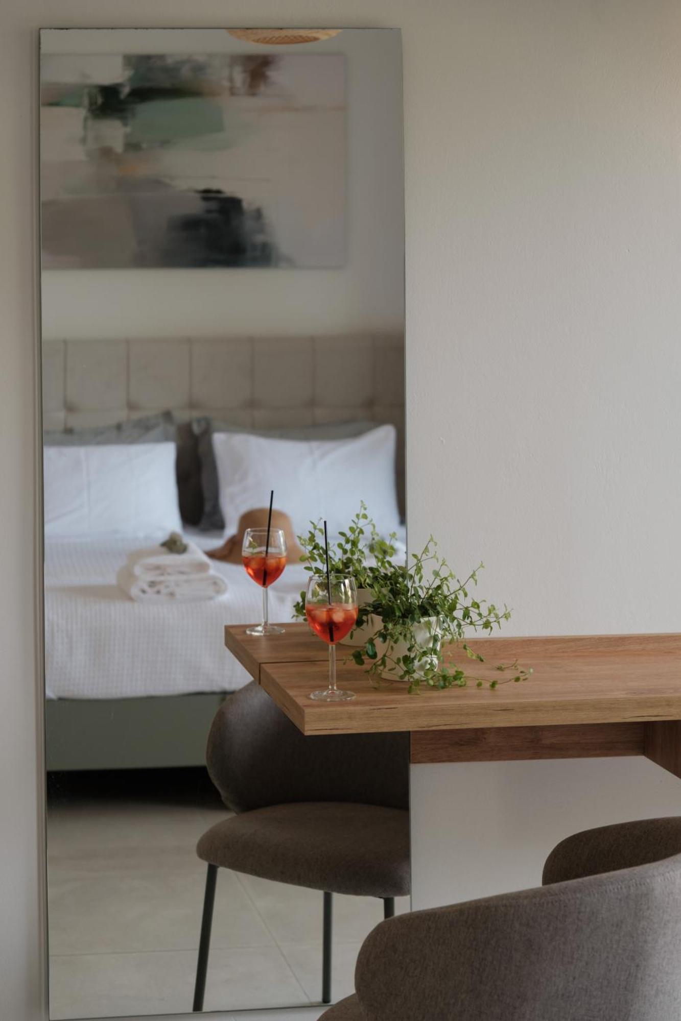 Kalypso Aparthotel 3*