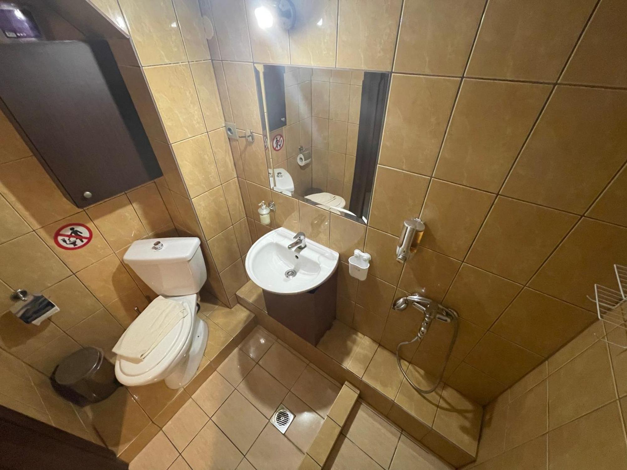 Anestis Aparthotel