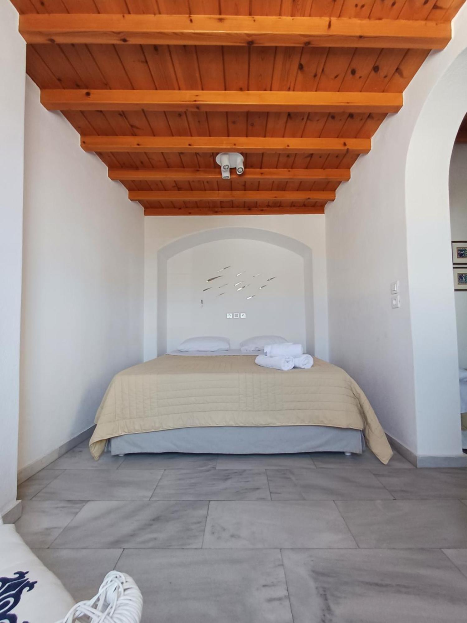 Aparthotel Manos Mykonos Town