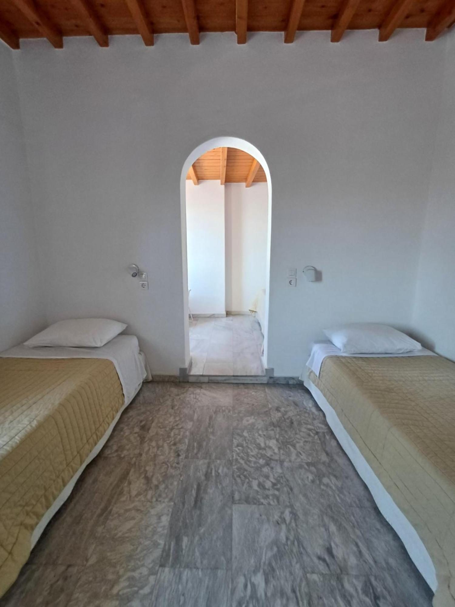 Aparthotel Manos 3*