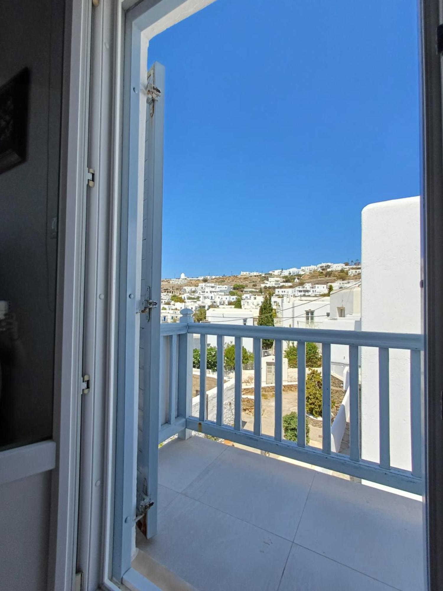Manos 3* Mykonos Town