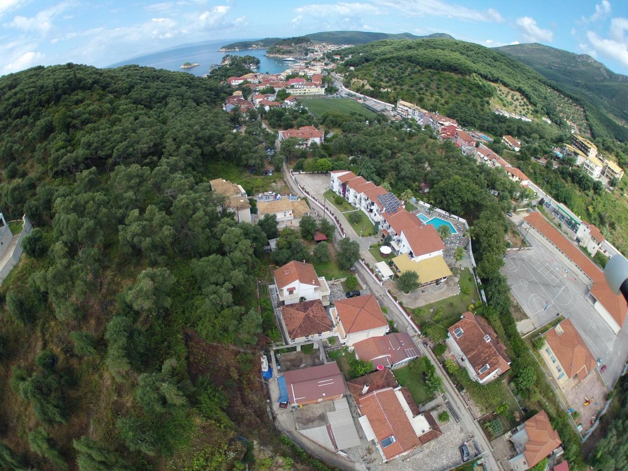 Lithos Parga