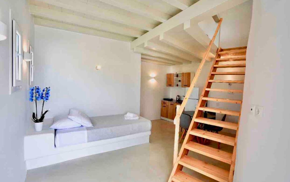 Crystal 2* Mykonos Town