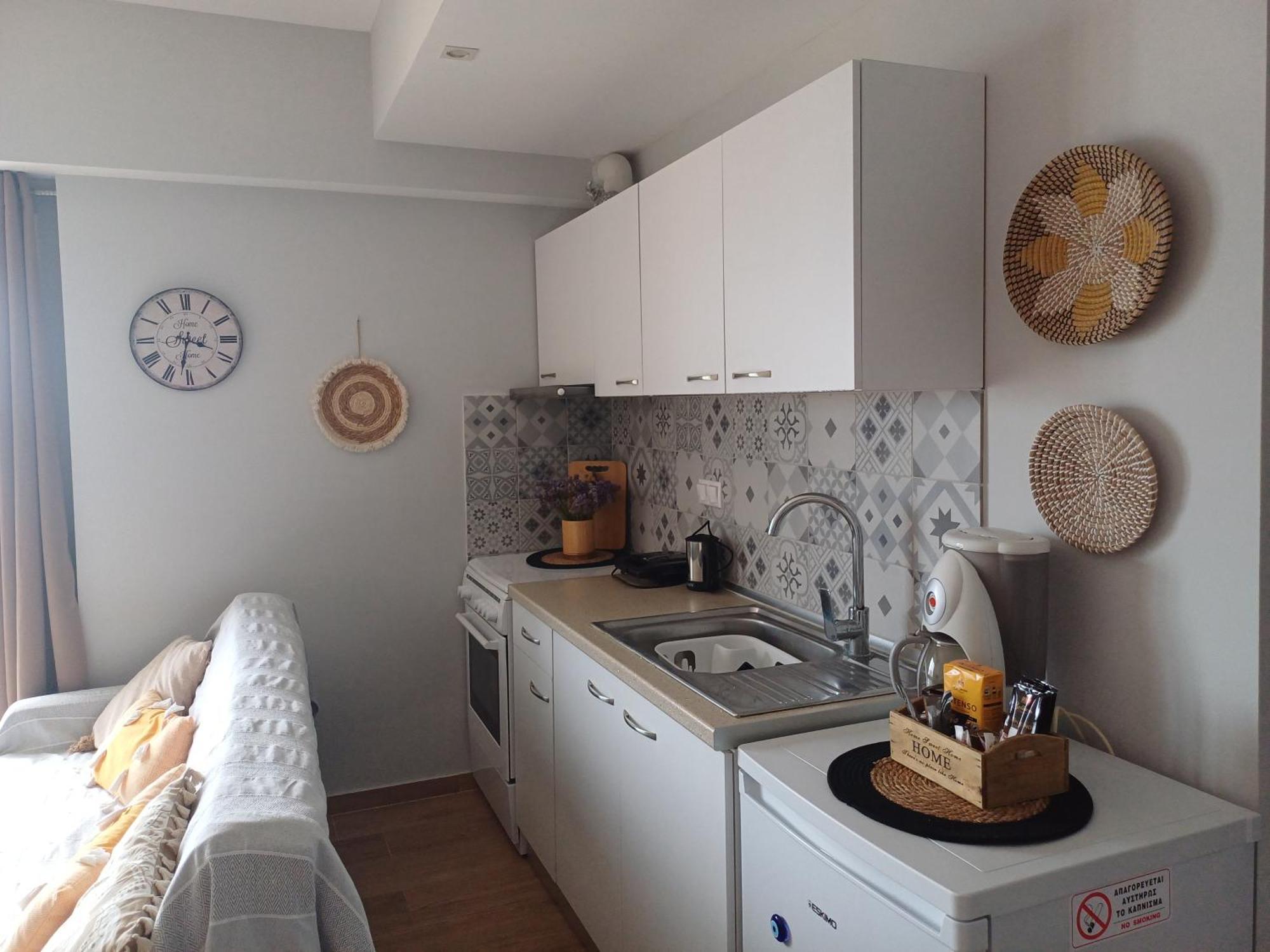 Asterias Apartment *