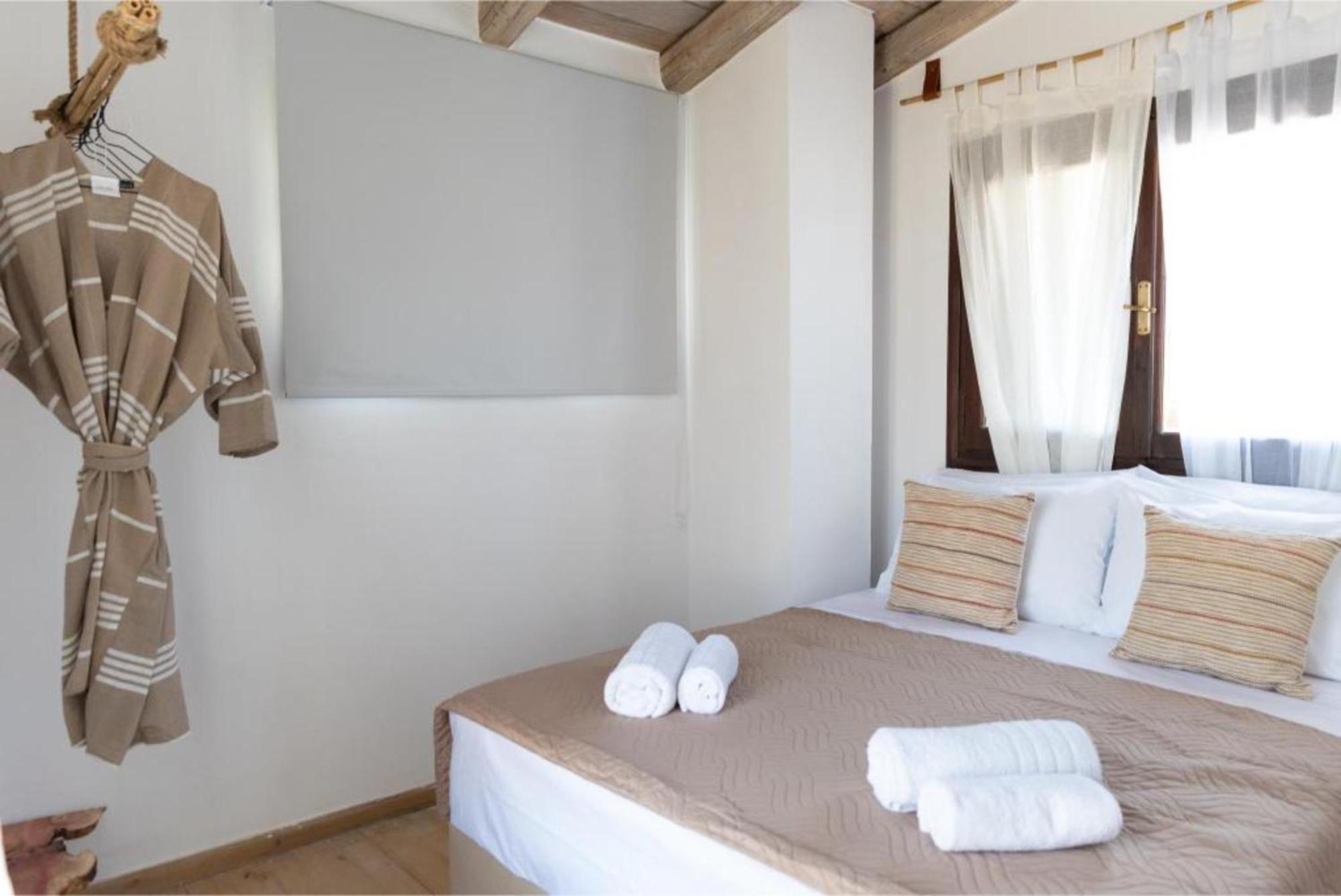 Cretan Pnoe (adults Only)