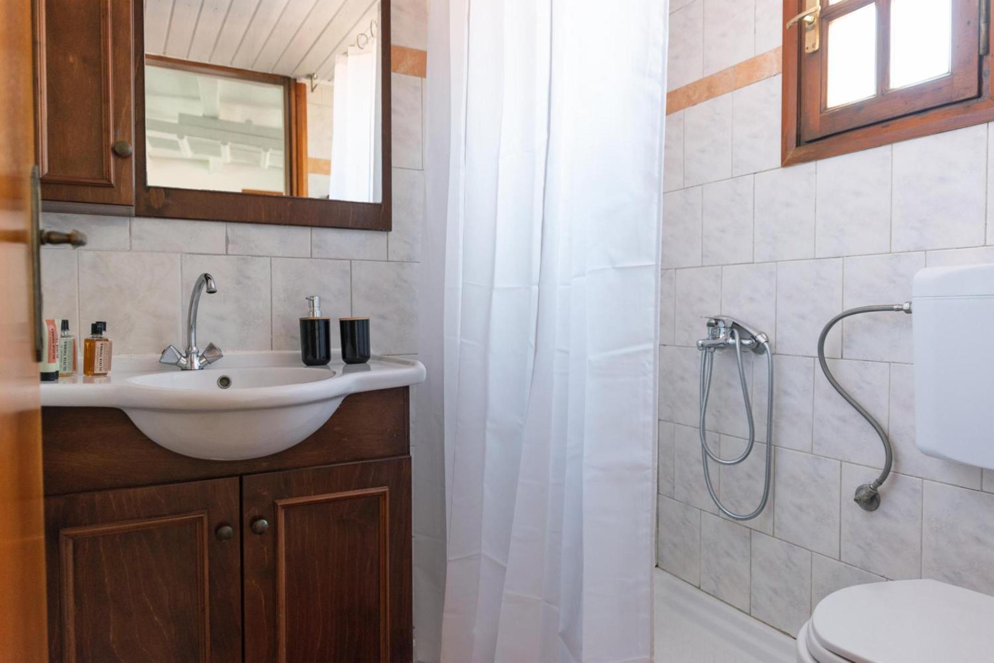 Cretan Pnoe (adults Only) *