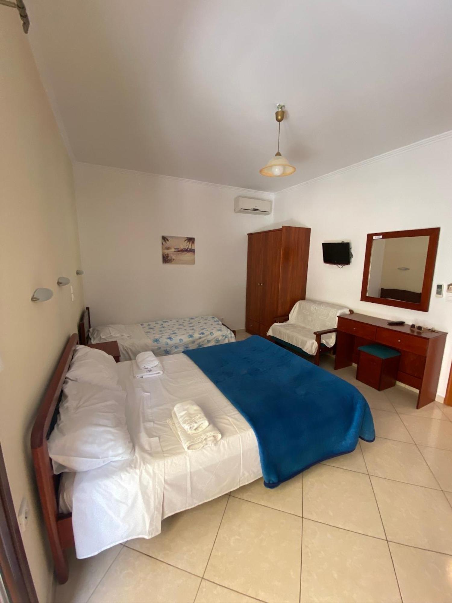 Studios&apartments Thomas Apartment Vasiliki (Lefkada)
