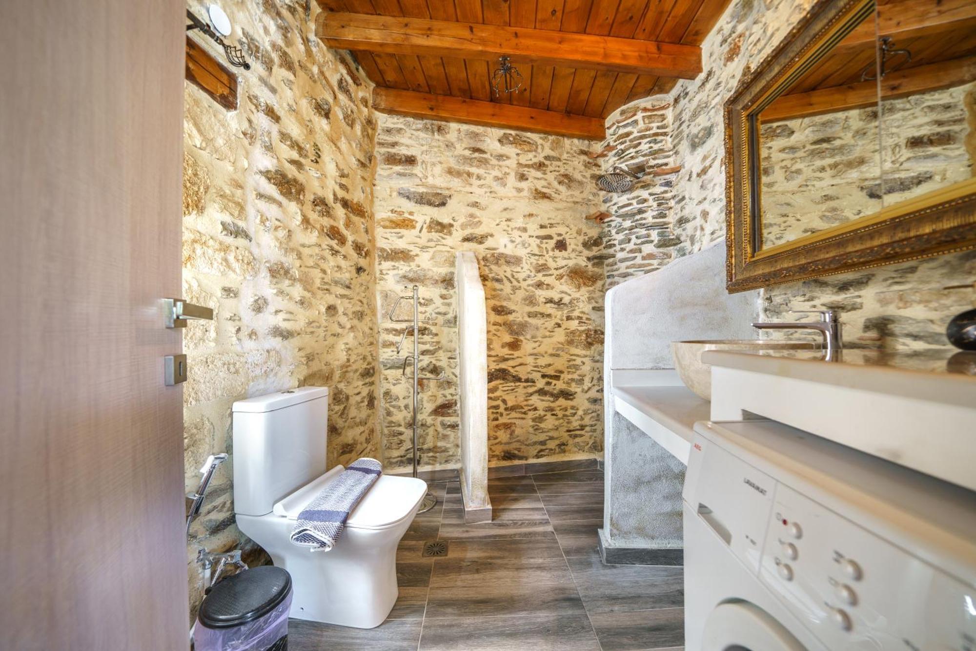 Rodiblue Village Apartment