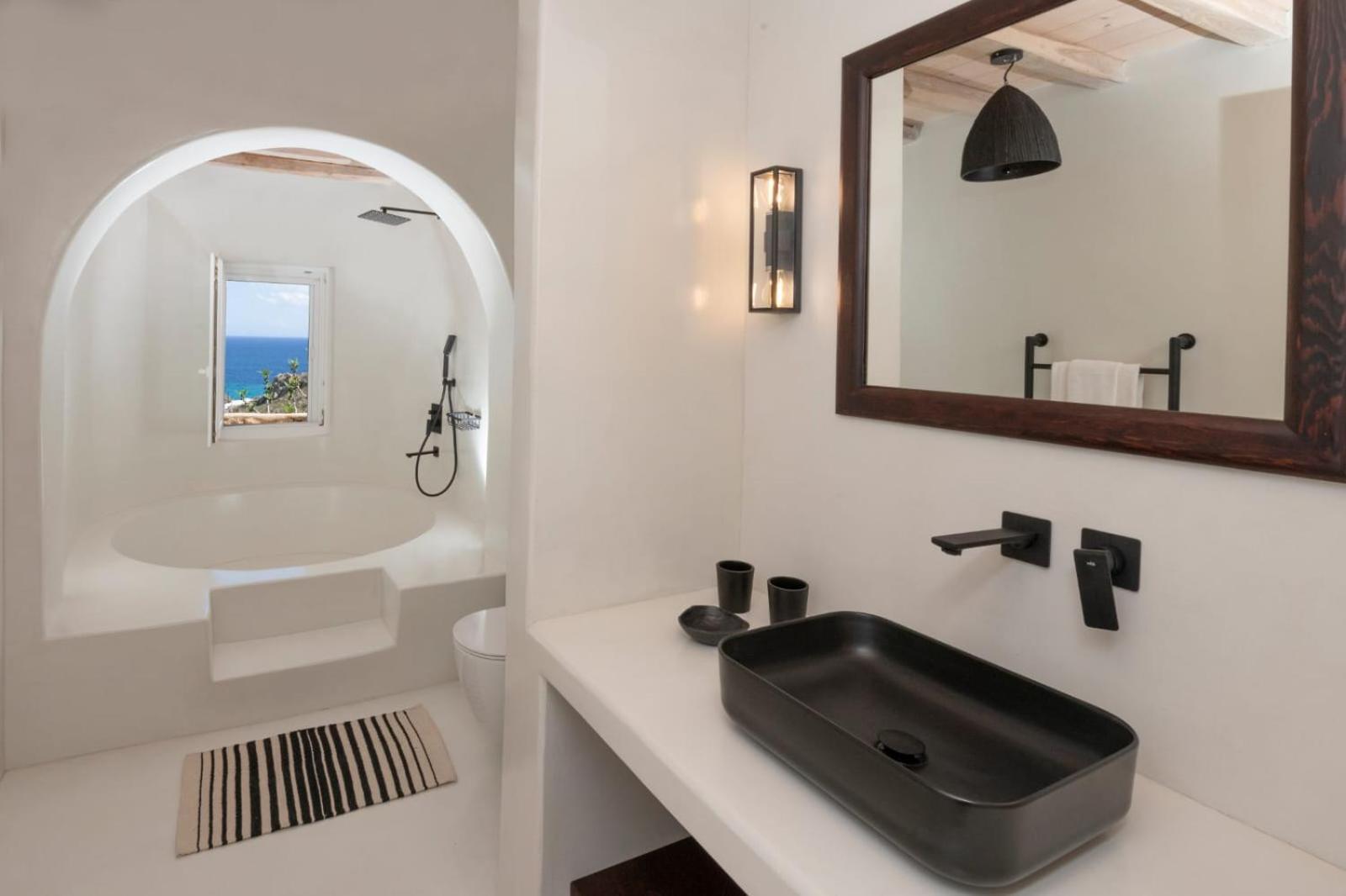 Leo By One-villas Agrari (Mykonos)