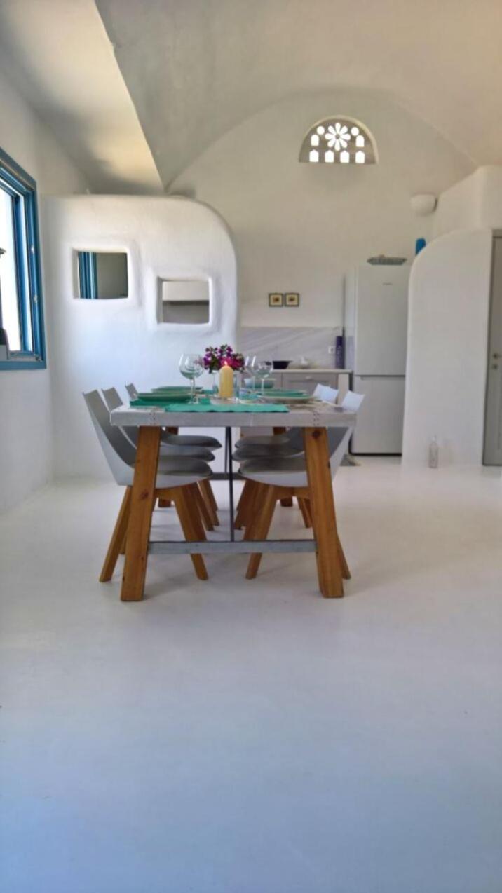 Villa Simousi By The Sea